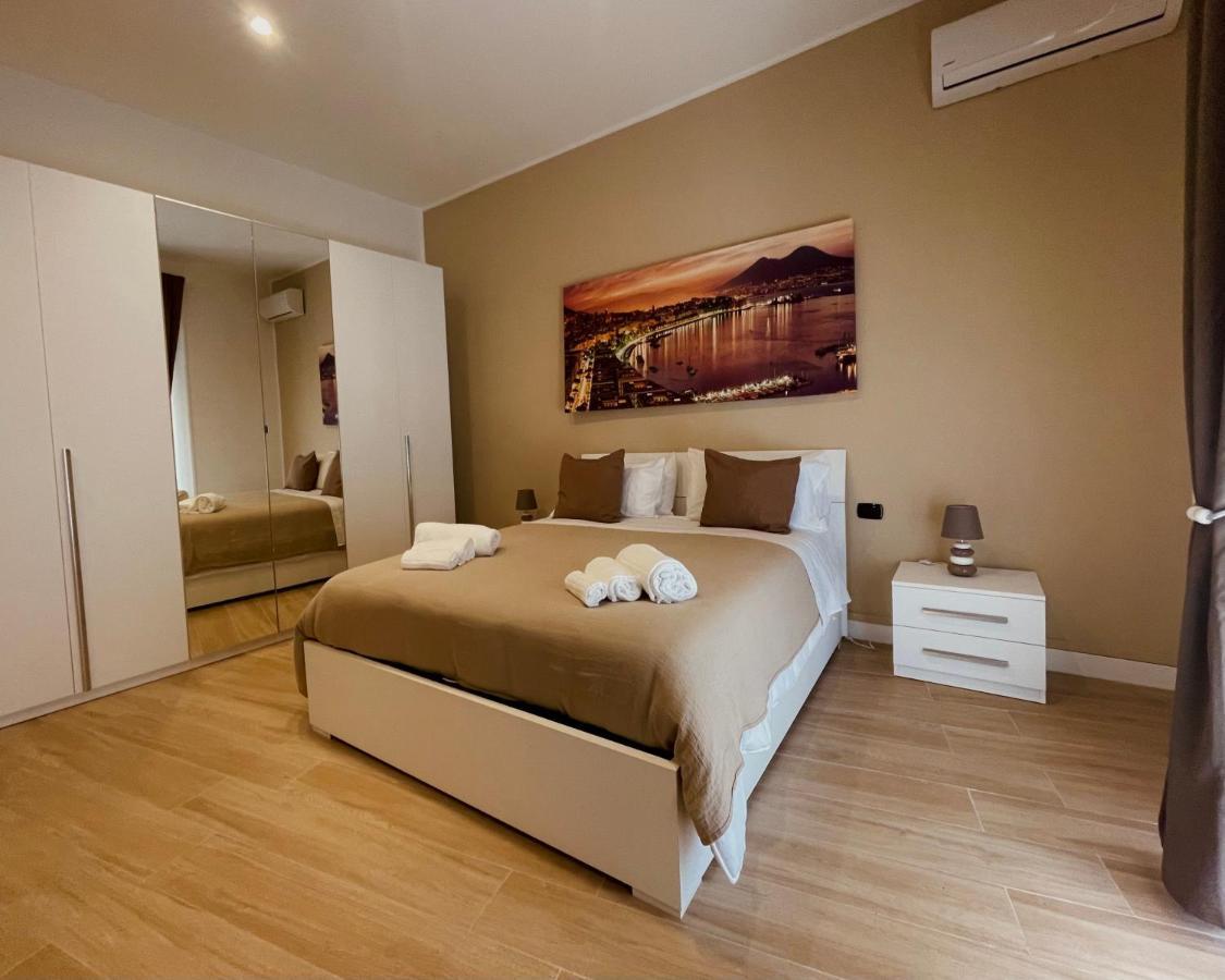 La Suite Di Dante Napoli Exterior foto